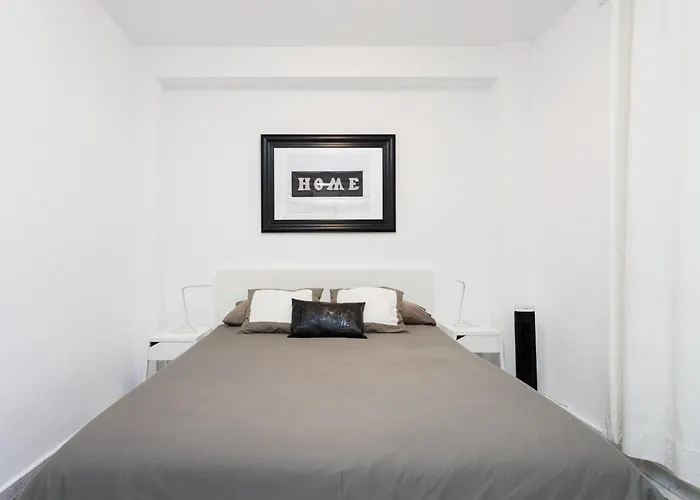 Home2book Cozy La Marina, Cruz Center