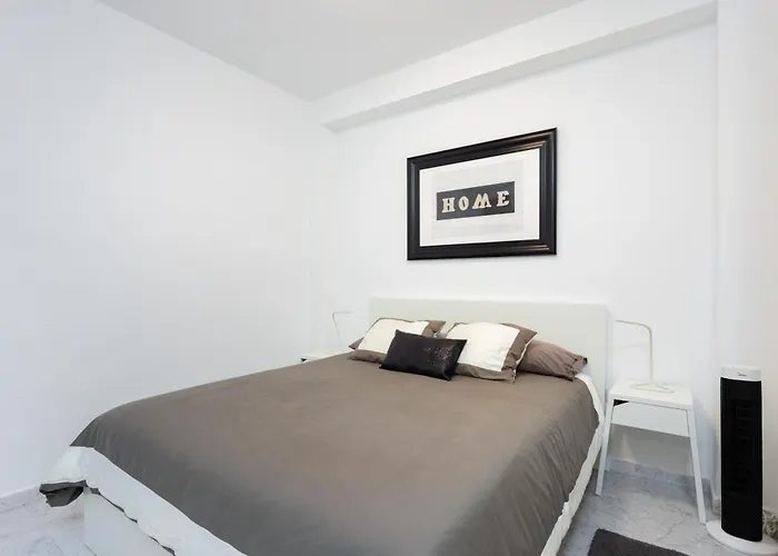 Home2book Cozy La Marina, Cruz Center *