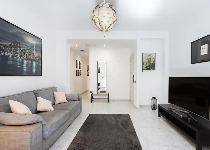 Home2book Cozy La Marina, Cruz Center Apartment *