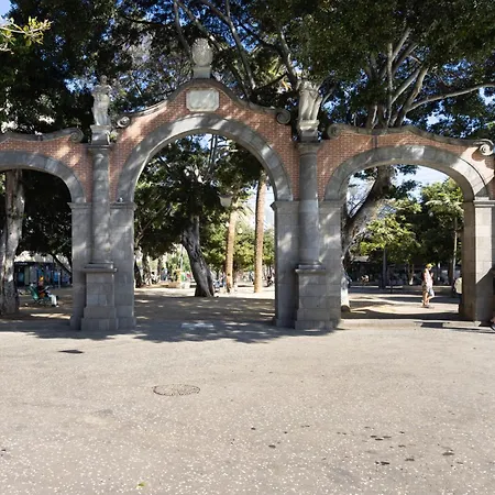 Home2book Cozy La Marina, Cruz Center