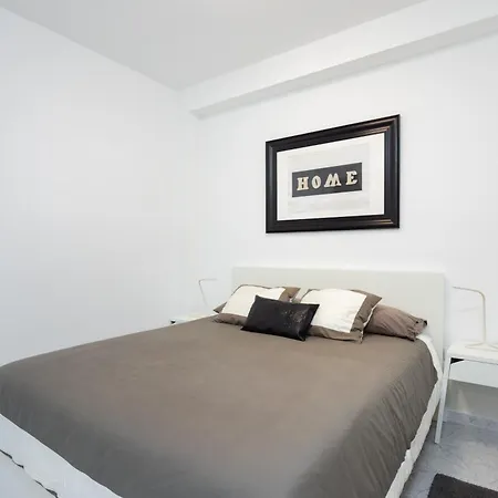 Home2book Cozy La Marina, Cruz Center *