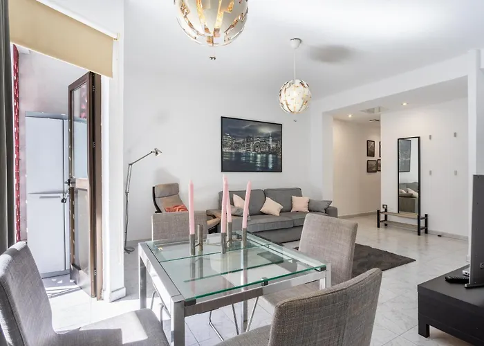 아파트 Home2book Cozy La Marina, Cruz Center *